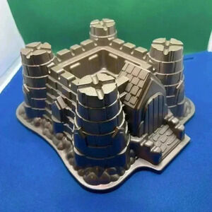 Nordic Ware 10 Cup Cast Aluminum Castle Bundt Cake‎ Mold